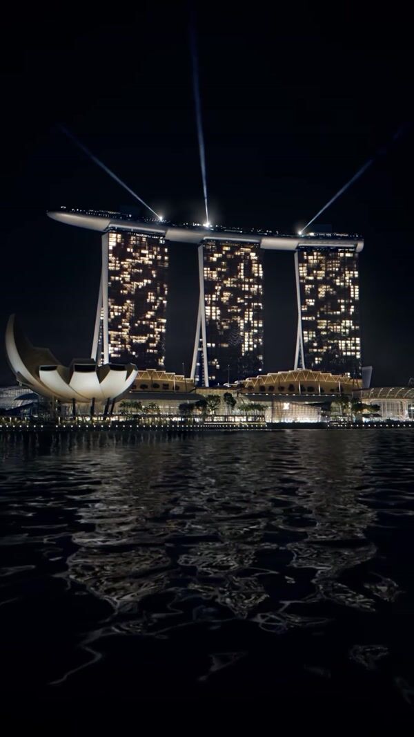 Marina Bay Sands Race Track Emerges on River