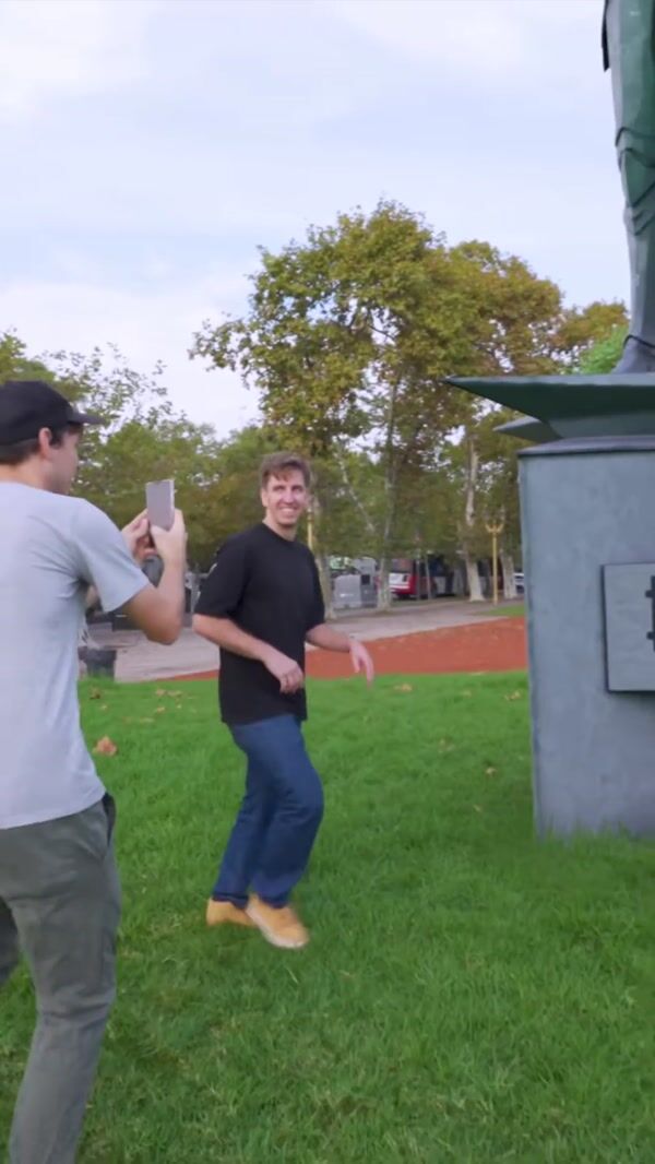 9gag PUBG Mobile Statue Comes to Life