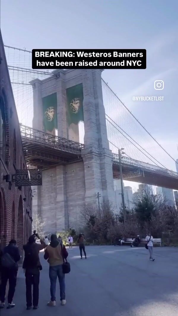 Game of Thrones Banner Hangs on Brooklyn Bridge