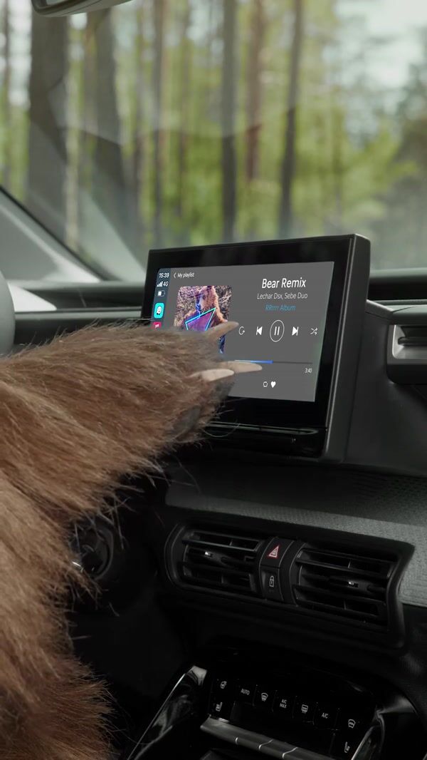 Citroën Grizzly Bear Grooving Inside the Car