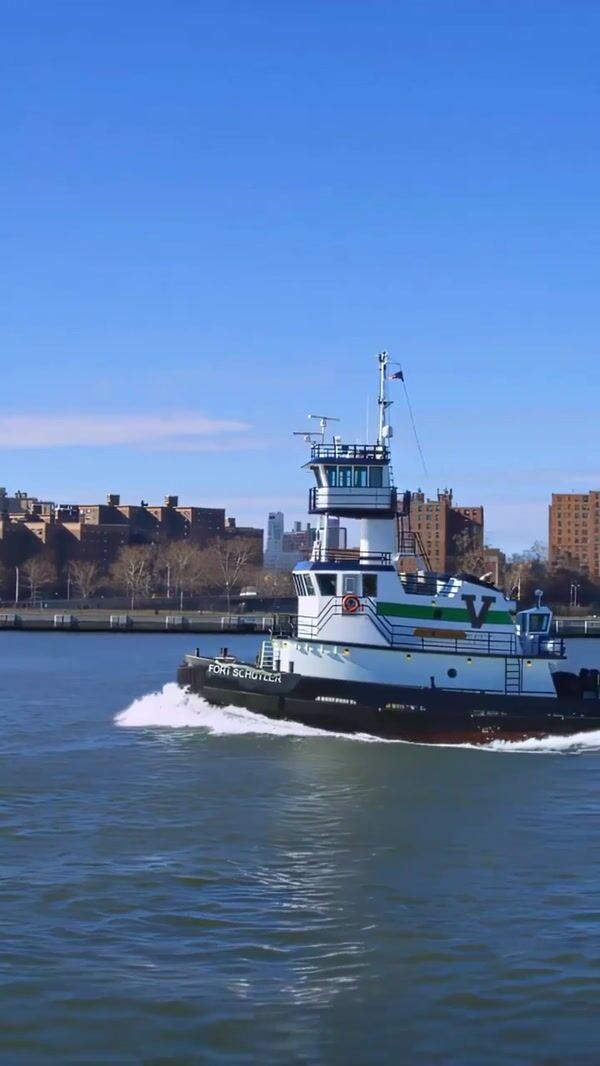 Pull&Bear Silver Bag Floats on River in NYC