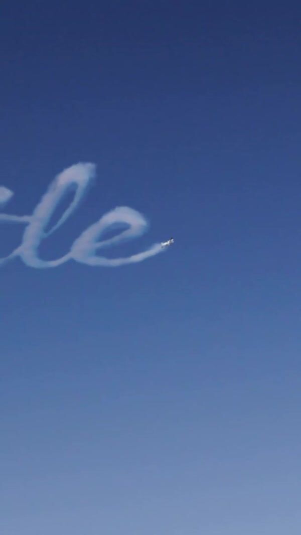 Chipotle Jet Skywrites “Beispotle”