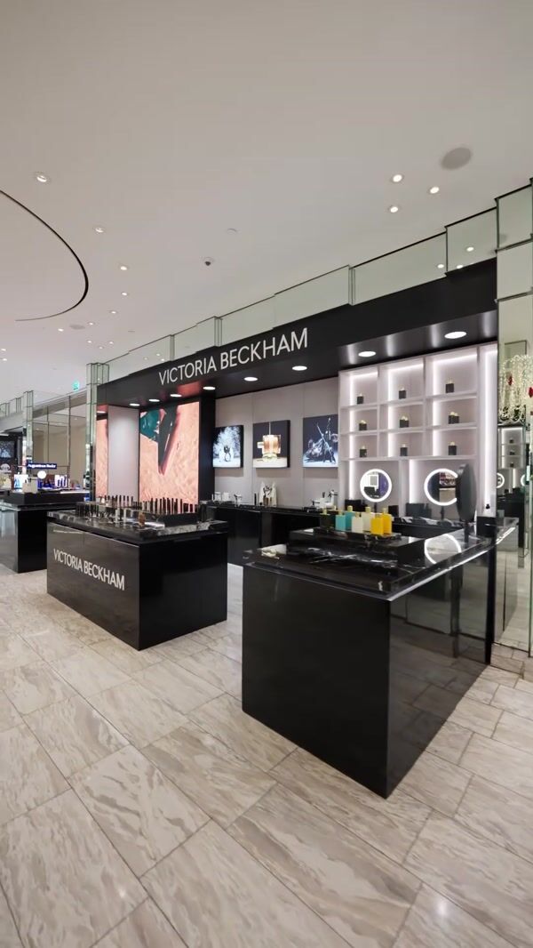 Victoria Beckham Beauty Eye Liner Collection Falls in Line