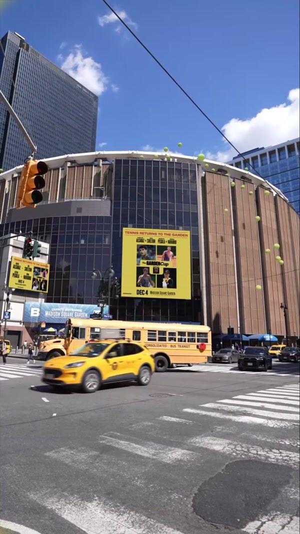 Madison Square Garden Tennis Balls from Building