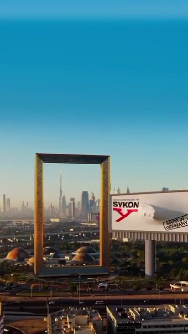 Sykon Giant Golden Frame in Dubai Skyline