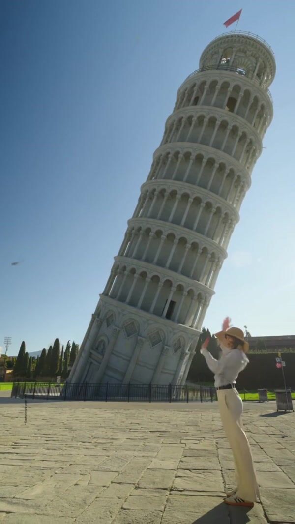 Samsung Vacuum Cleaner Straightens Leaning Tower