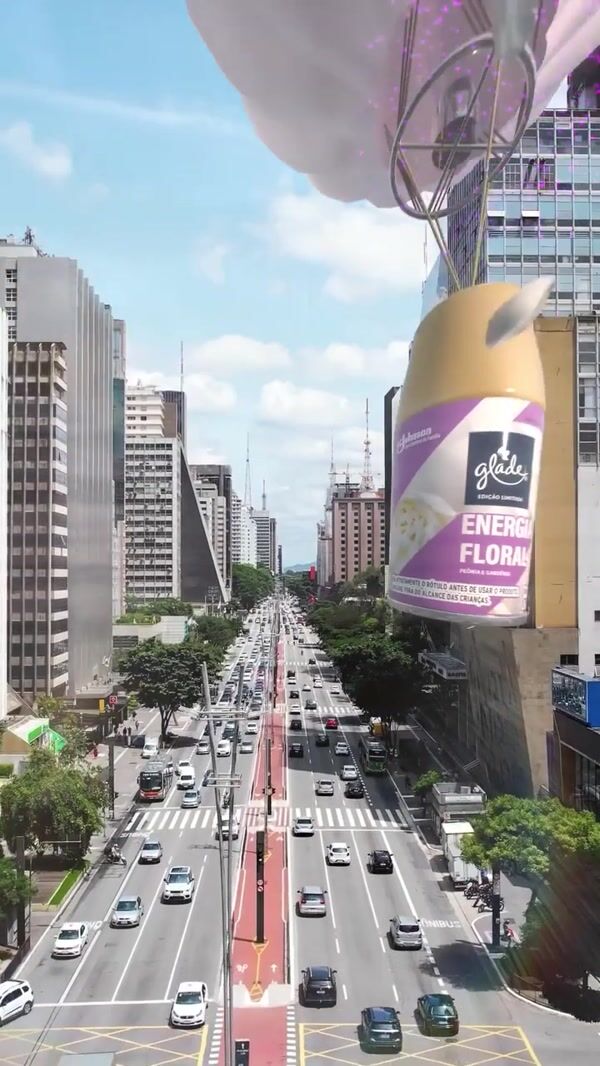 Glade Air Freshener Delivered by Hot Air Balloon