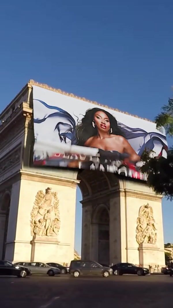 Lancôme Billboard Rollout in Arc de Triomphe