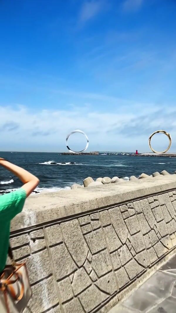Pandora Signet Rings Rolling Together at Breakwater