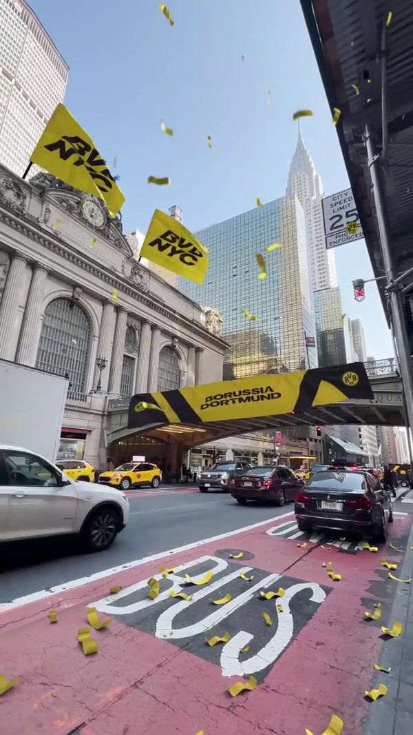 Borussia Dortmund Yellow Confetti Rains in NYC