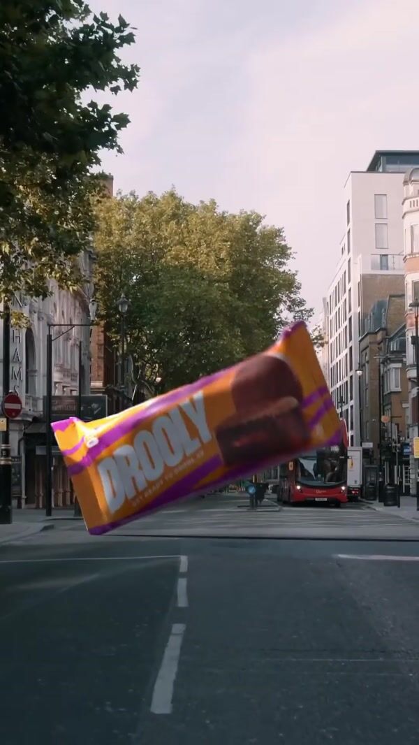 Drooly Chocolate Bar Lands on the Street