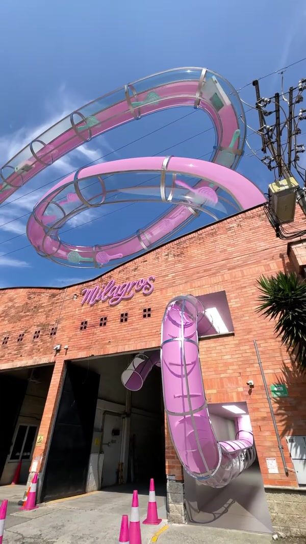 Milagros Hairbrushes Glide on Water Slide
