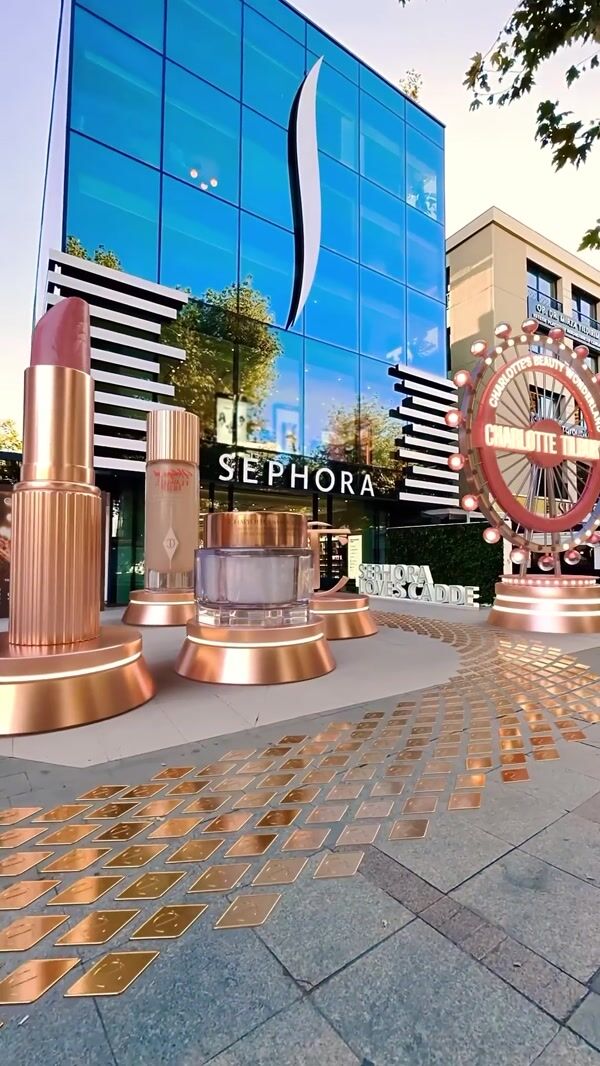 Sephora Charlotte Tilbury Oversized Products Pathway
