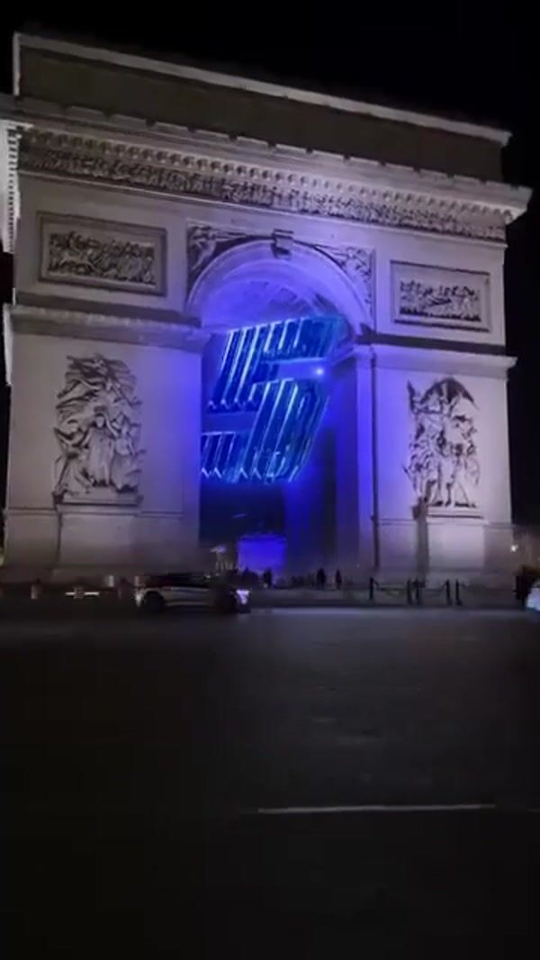 Renault Glowing Number 5 Floats at Arc de Triomphe