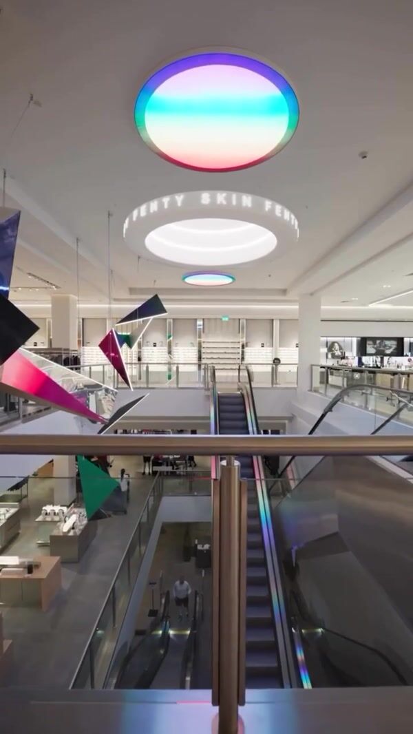 Fenty Beauty Lip Gloss Descending at Mall