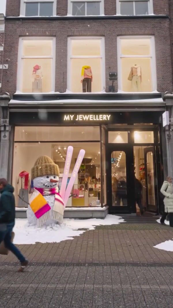 My Jewellery Snowman Installation in Netherlands