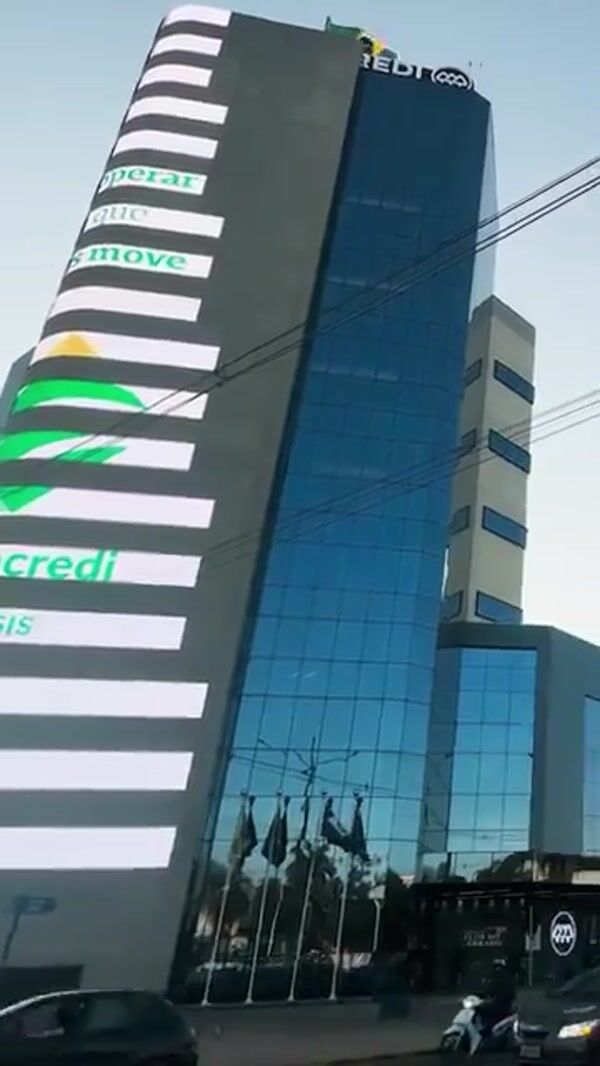 Drogaria Ultra Popular Helicopters Announce Grand Reopening