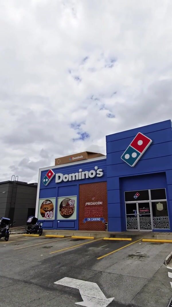 Domino's Helicopter Delivers Pizza Box