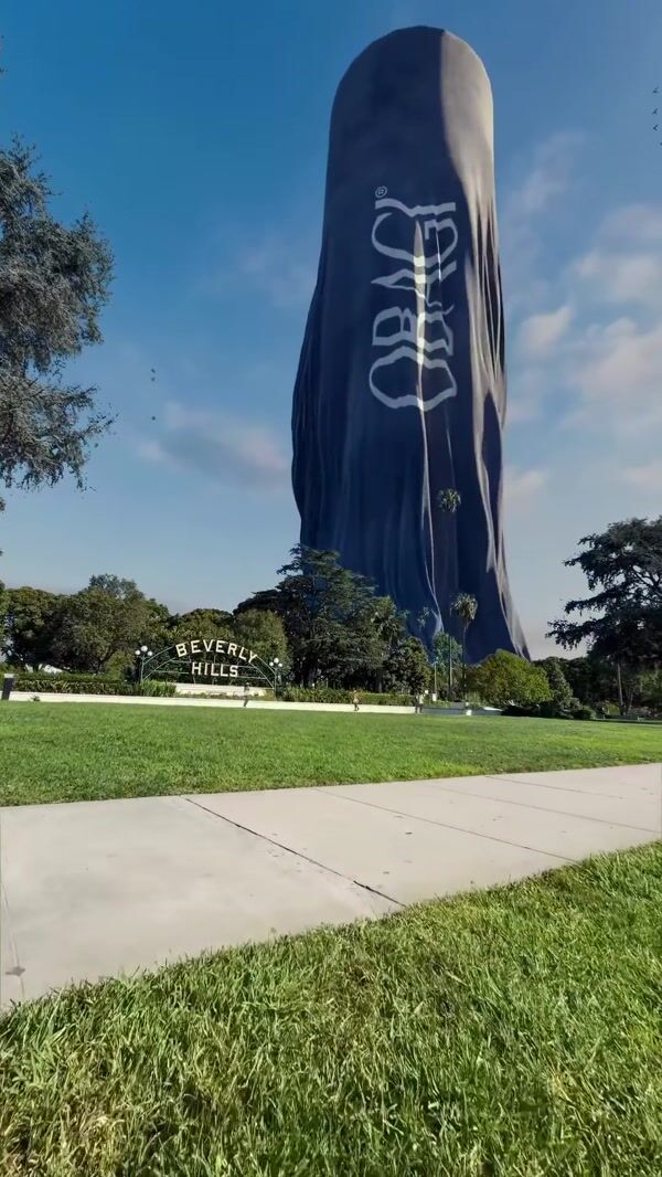 Obagi Medical Giant Serum Bottle Revealed in Park