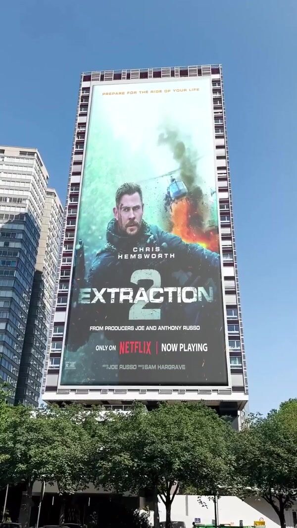 Netflix Zlu And Chris Hemsworth From Extraction 2 Billboard
