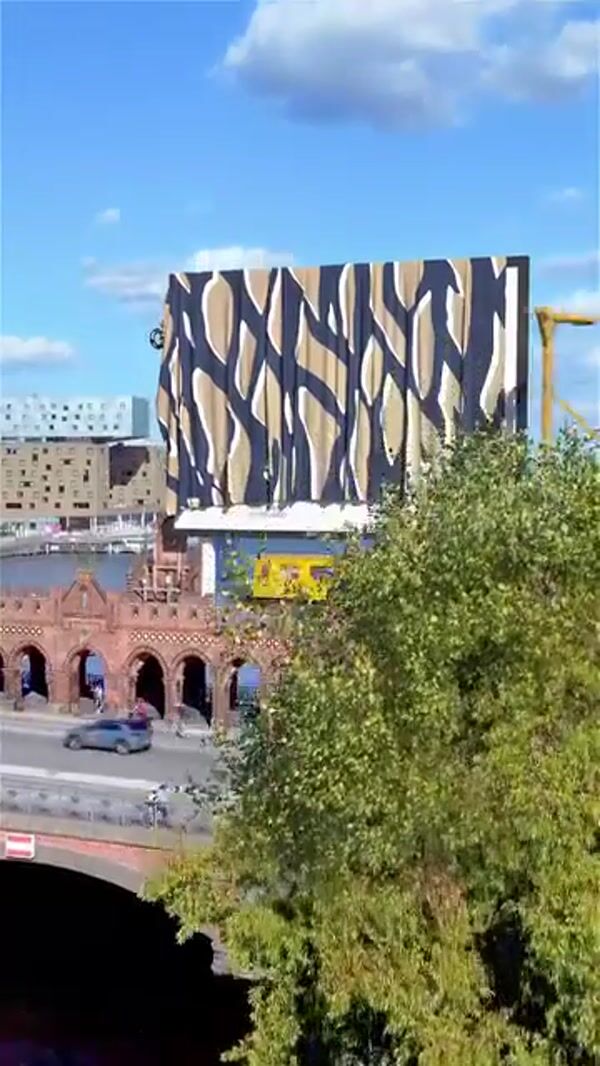 Zalando Diane von Furstenberg Billboards Reveal