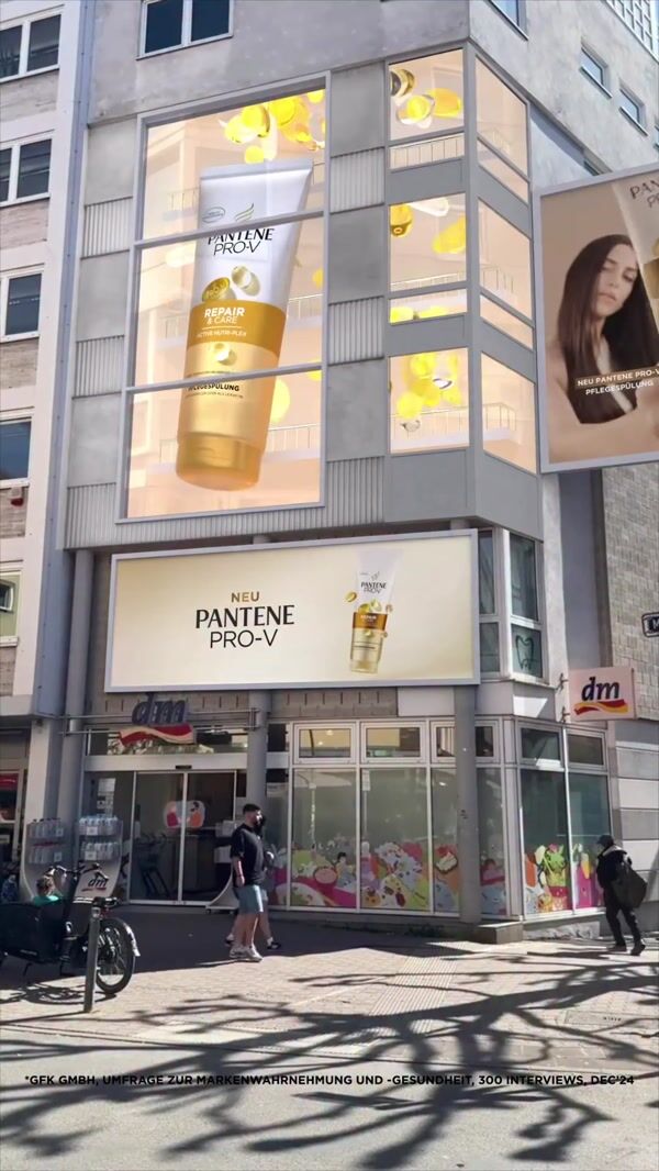 DM Giant Pantene Bottle Float From Store