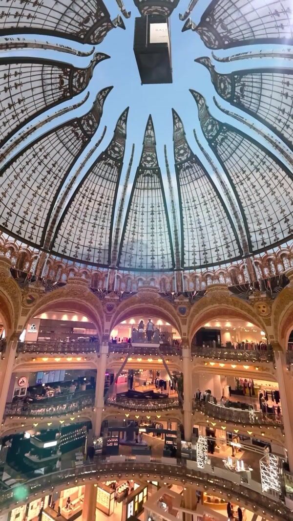 Galeries Lafayette Dome Opens for Perfume Delivery
