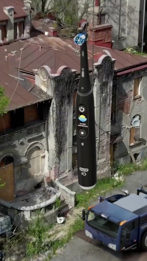 Oral-B iO Brush Cleans Casa Pompiliu Eliade Facade