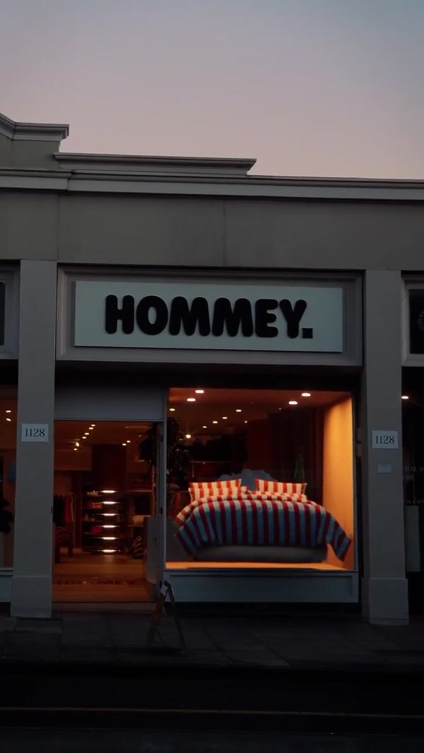 Hommey Beds Float into the Sky