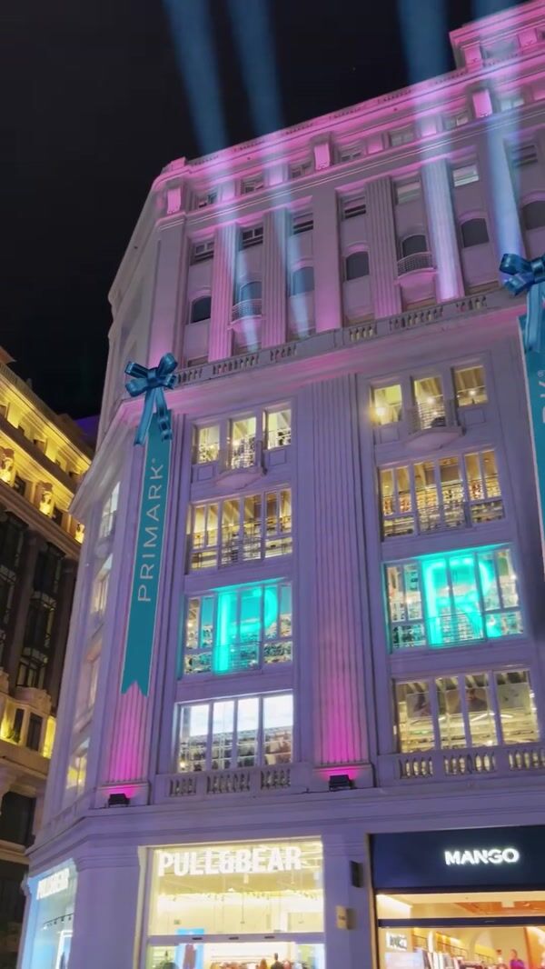 Primark 10th Anniversary Display in Gran Via