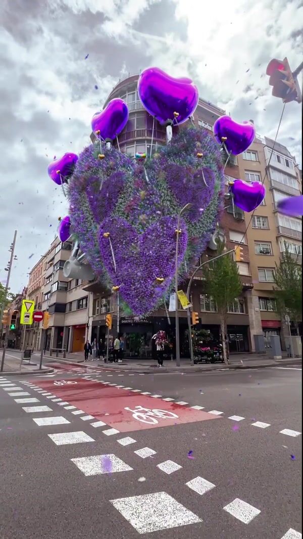 Araik Galstyan Massive Flower Heart Arrangement