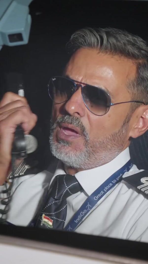 IndiGo Poster Rolls Up at Dubai Landmark
