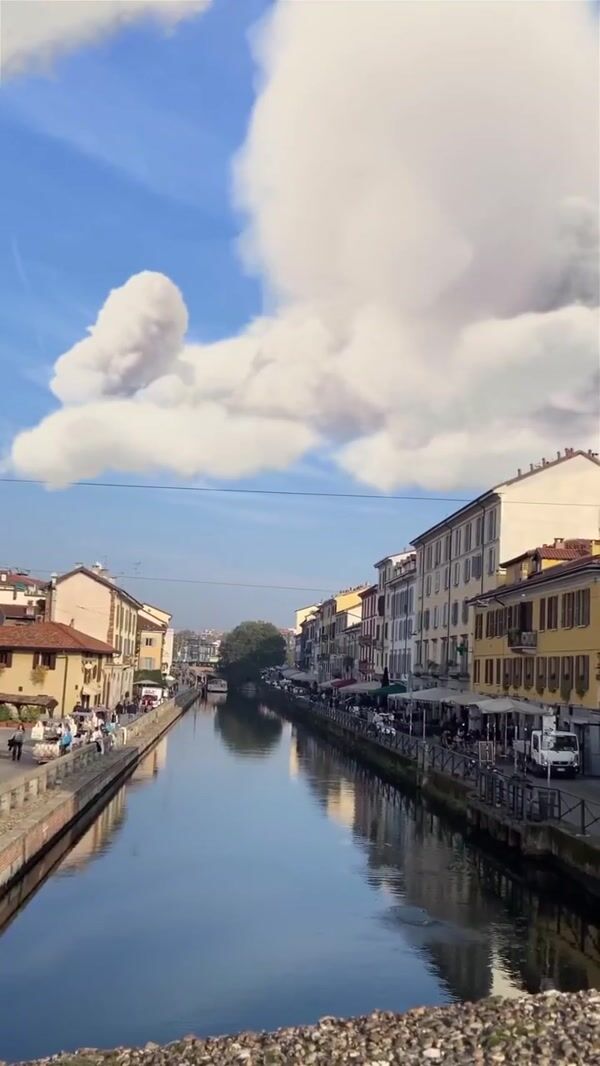 Disney Studios Mufasa Cloud Takes Italy