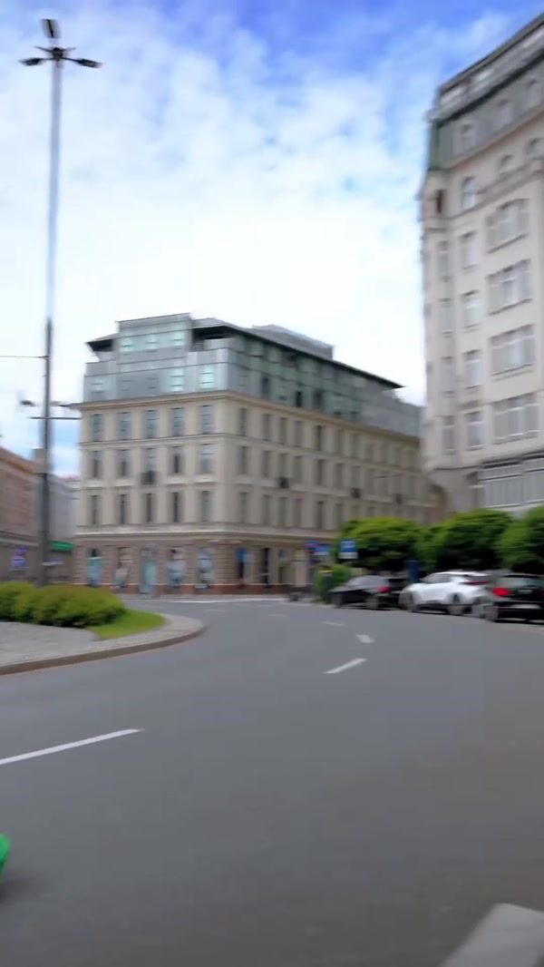 Roborock Giant Vacuum Cleans Warsaw Streets