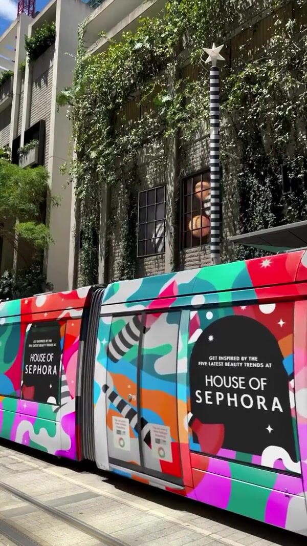 Sephora Spilling Inflated Beach Balls