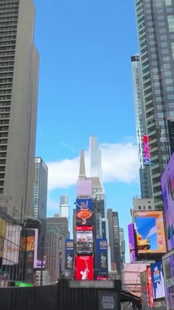 L’Oréal Groupe Giant Perfume and Baseballs in NYC