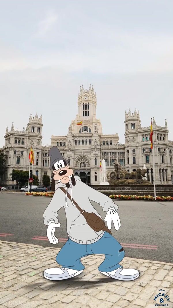 Disney Goofy Spotted at Cibeles Palace