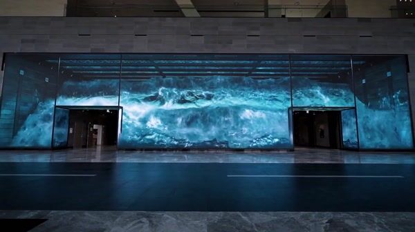 Dynamic Waves and Lights Fill Display