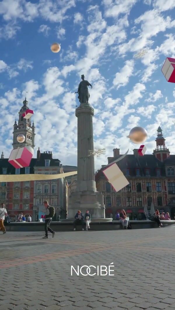 Nocibé Giant Pink Gifts and White Ornaments in Lille