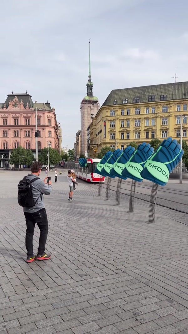 Škoda Auto Hockey Gloves High Five Tram