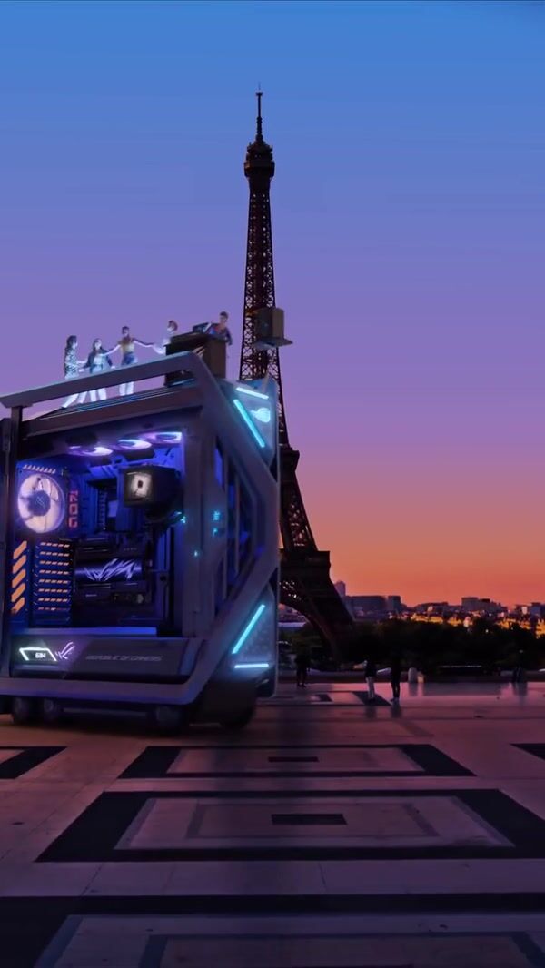 ROG CPU on Wheels Party at Eiffel Tower