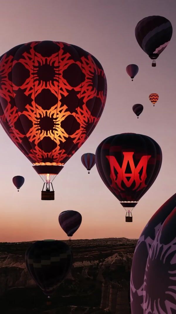 AMIRI Logo on Hot Air Balloon Lights Up