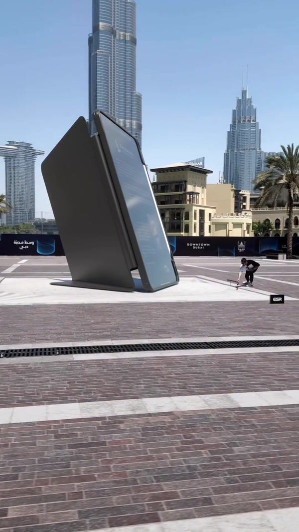 ESR Giant iPad Case Showcased in Downtown Dubai