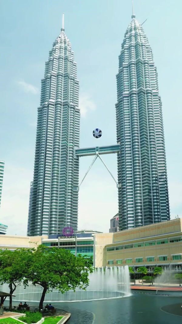 Vivo Soccer Ball Bouncing in World Landmarks