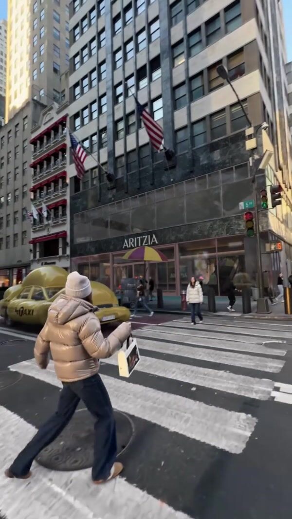 Aritzia Objects Inflates like Puffer Jacket