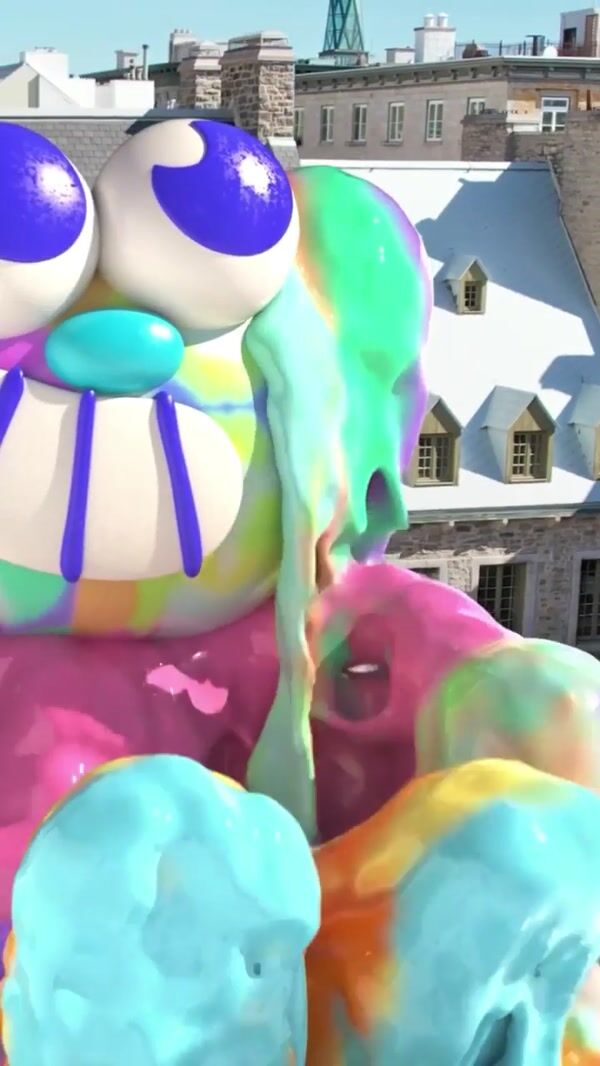 Pull&Bear Giant Character Melting Paint
