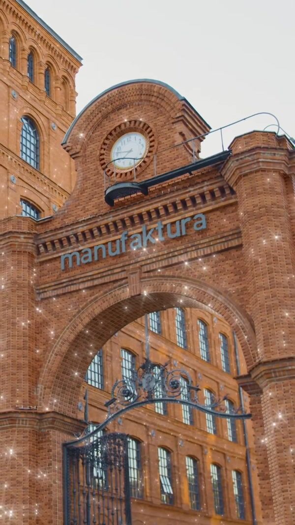 Motorola Phones Form Bricks on Manufaktura Facade