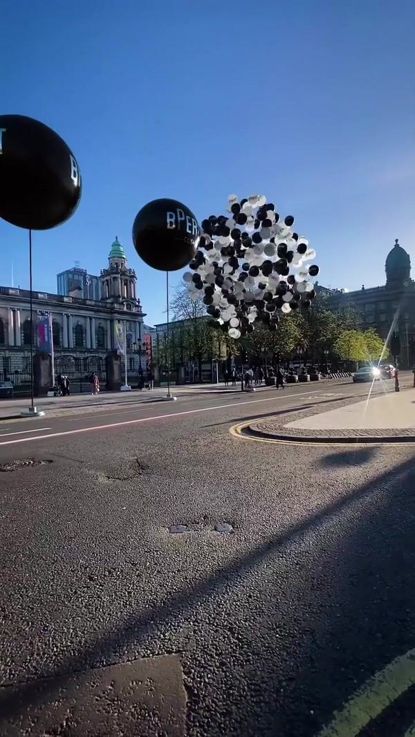 BPerfect Balloons Pop into Smaller Balloons