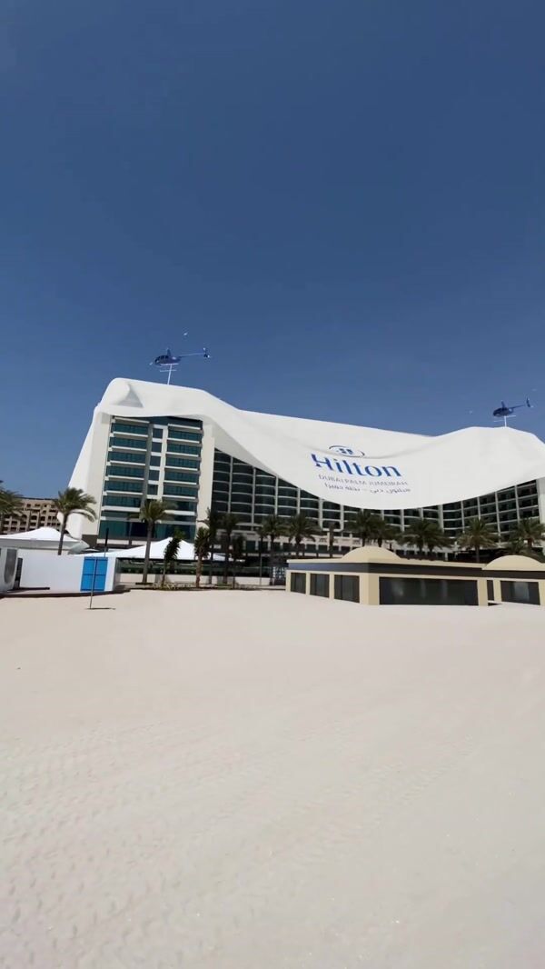 Hilton Dubai Palm Jumeirah Massive Bedsheet Unveils Hotel