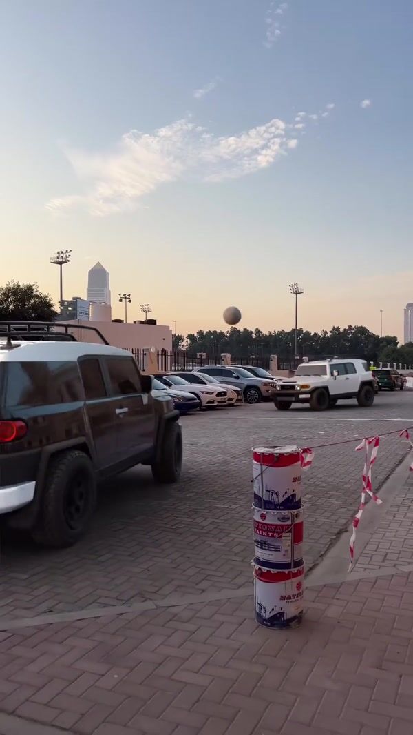 Automax SUVs Playing Volleyball